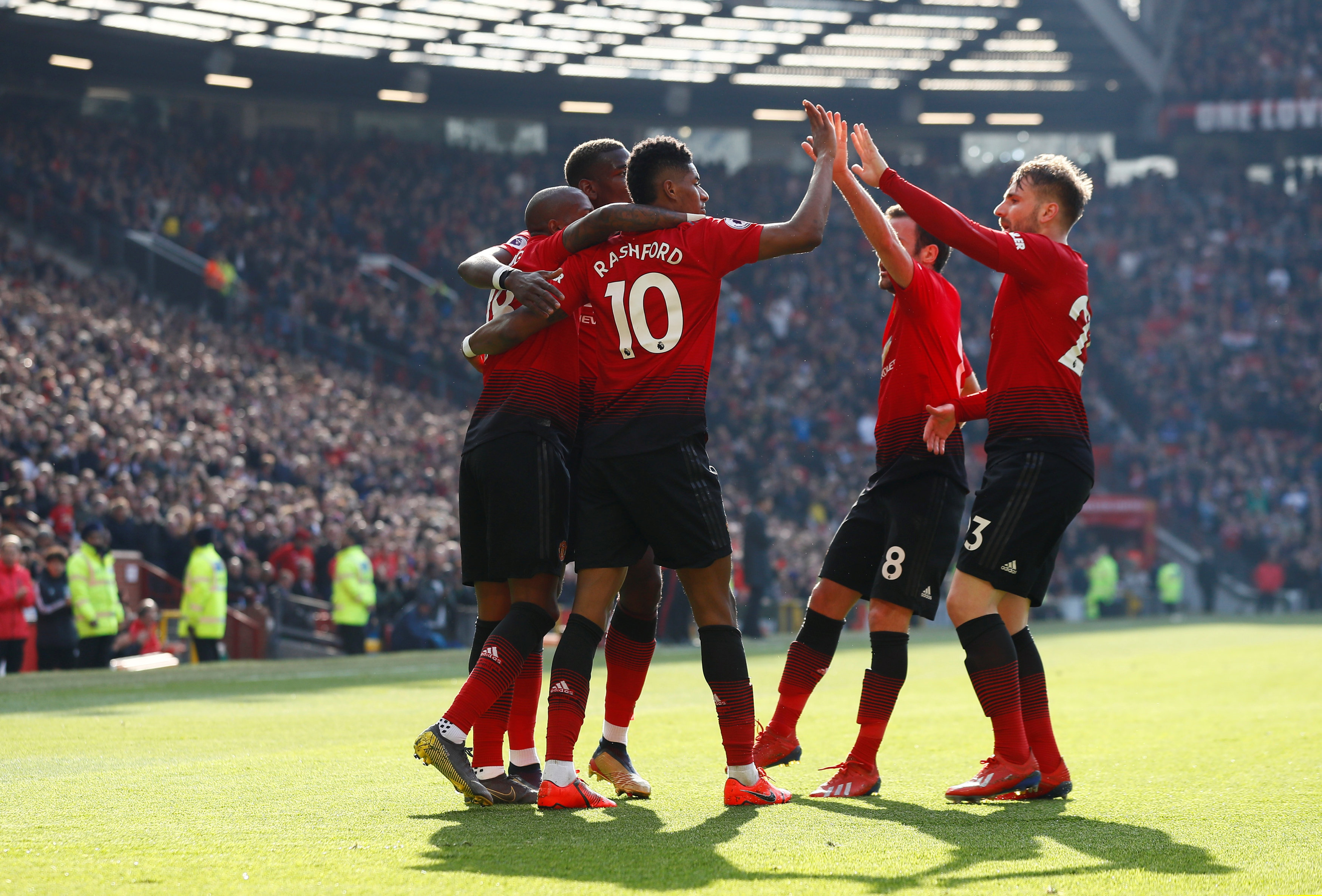 在大型体育 在大型体育